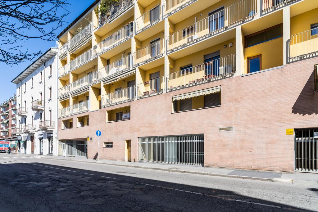 Four Bedroom Villa Near Metro Milano Eksteriør bilde