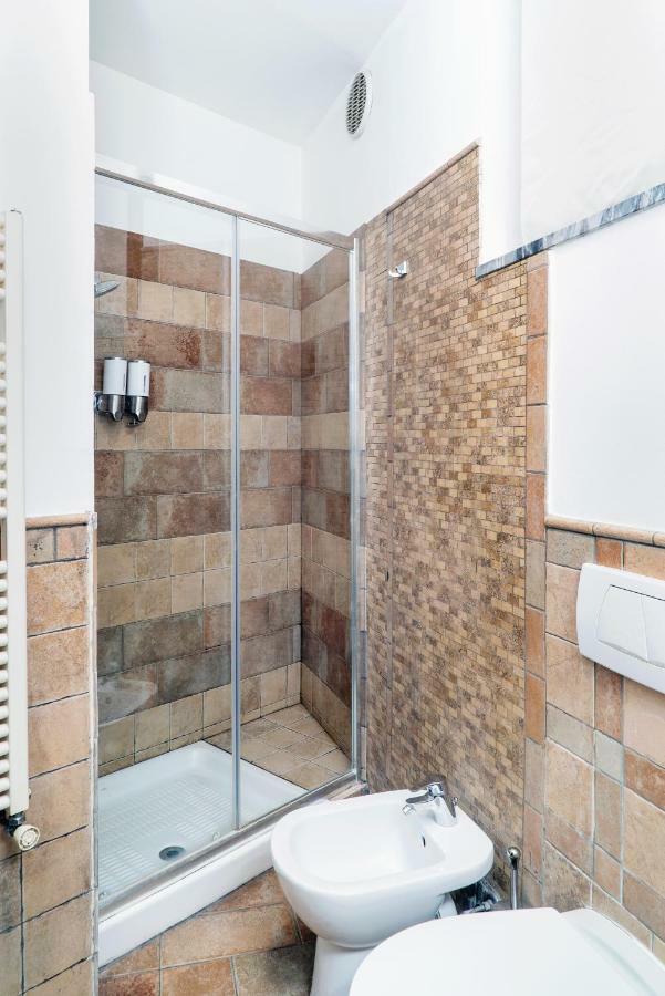 Four Bedroom Villa Near Metro Milano Eksteriør bilde